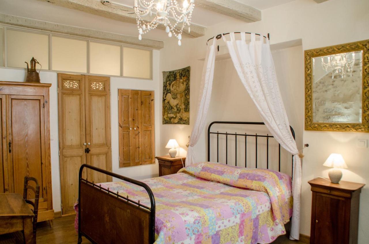 Hotel Les Remparts Venasque Εξωτερικό φωτογραφία