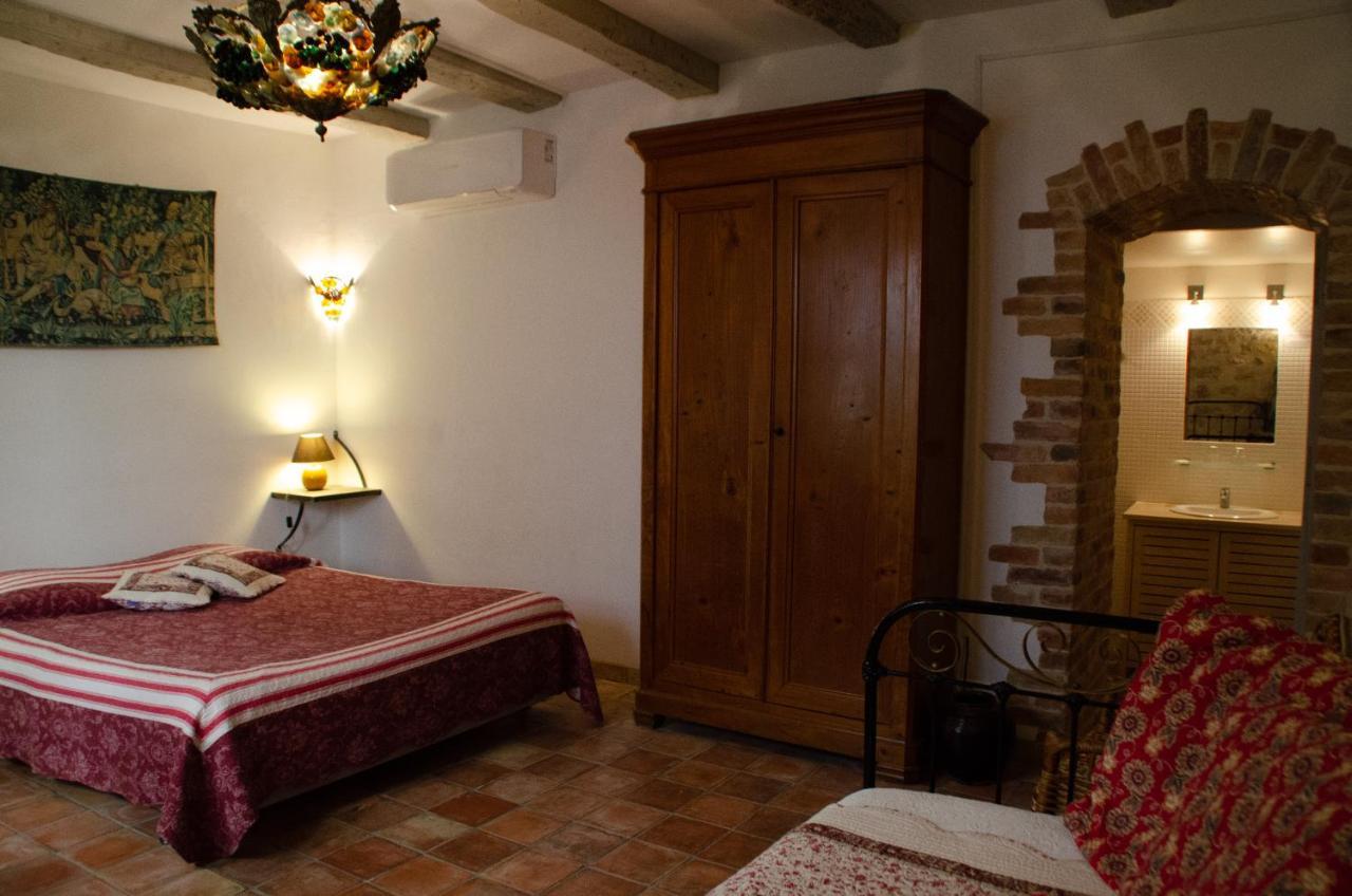 Hotel Les Remparts Venasque Εξωτερικό φωτογραφία