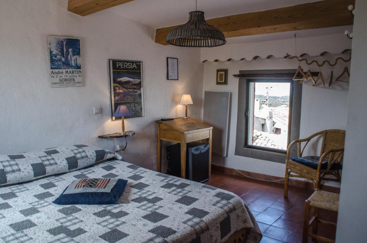Hotel Les Remparts Venasque Εξωτερικό φωτογραφία